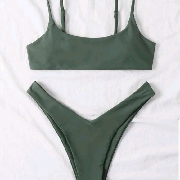 Shein solid green Bikini Swimsuit - Picture 2 of 3